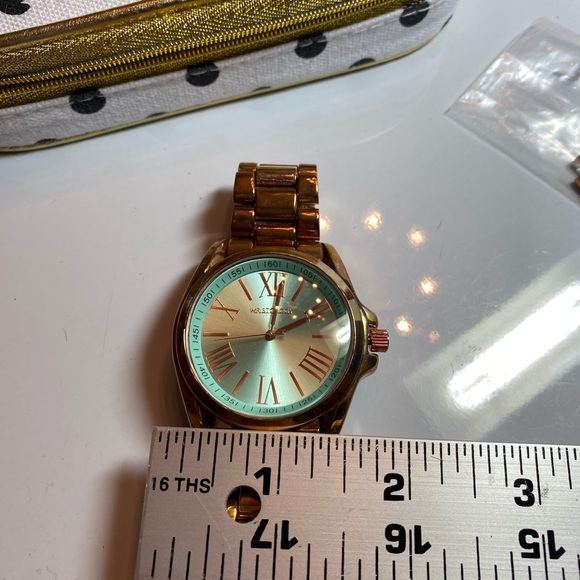 3 ladies watches. 2 new. 1 EUC. - Picture 8 of 9